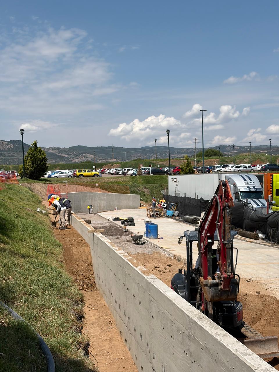 Movimiento de tierras en proyecto industrial